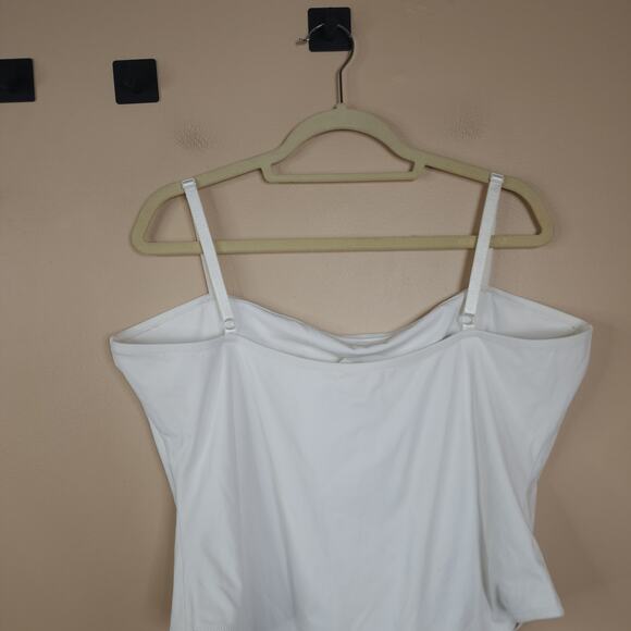 SKIMS Square Neck Swimsuit in Marble Size 4X - Picture 6 of 8